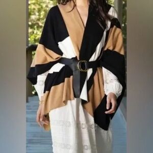 Parrish LA‎ Sweater Poncho Cardigan Wrap Tan Winter White Black Fringe OS